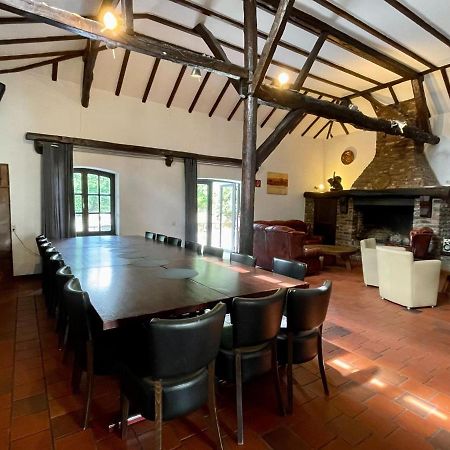 Magnificent Farmhouse In Sint Joost Exteriér fotografie
