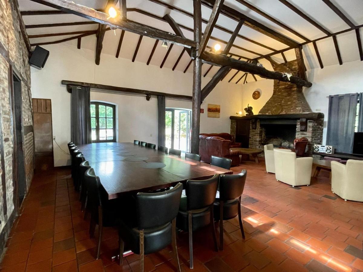 Magnificent Farmhouse In Sint Joost Exteriér fotografie