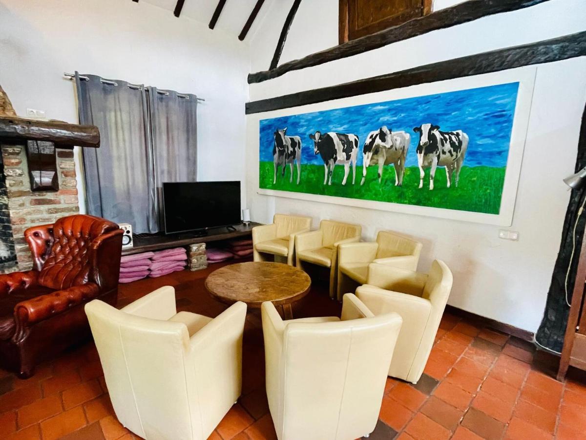 Magnificent Farmhouse In Sint Joost Exteriér fotografie
